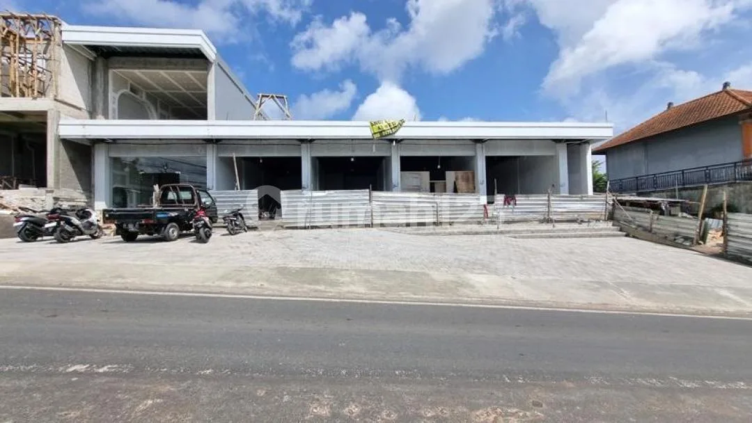 Lokasi Premium!! Ruko Kawasan Ramai Labuan Sait Dekat Pantai Bingin - Image 1 of 4