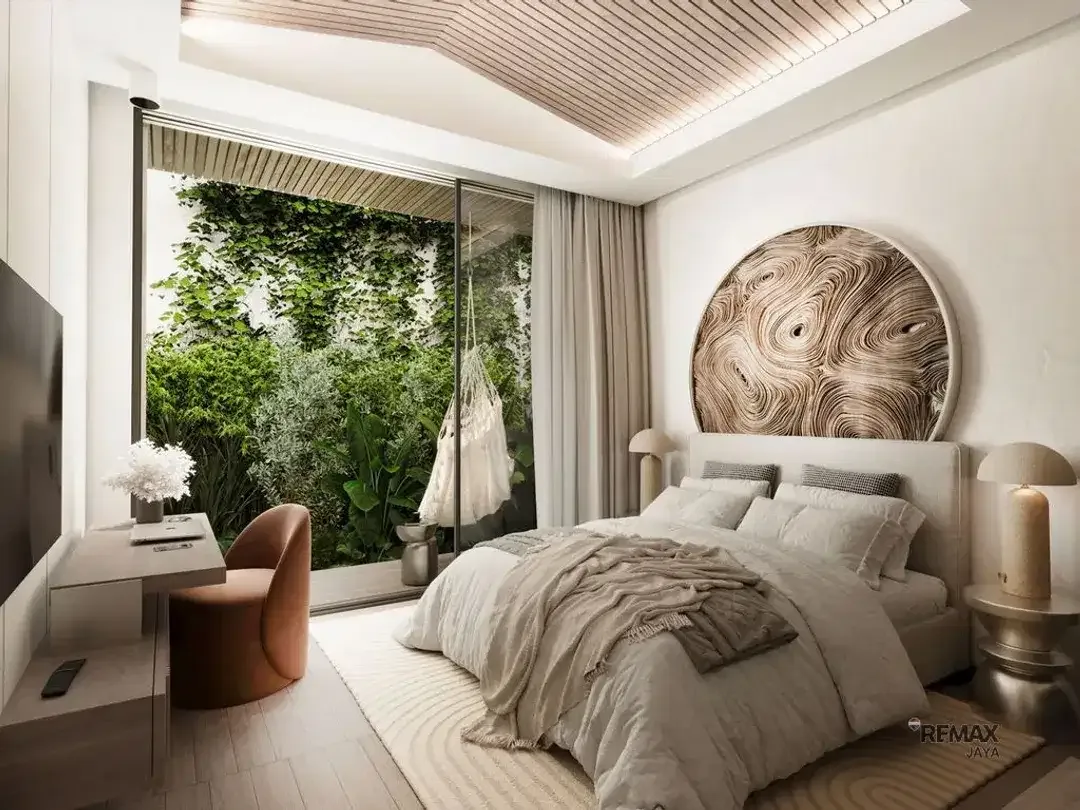 Modern Premium 1-Br Villa For 60-Year Leasehold In Seminyak - Image 2 of 6
