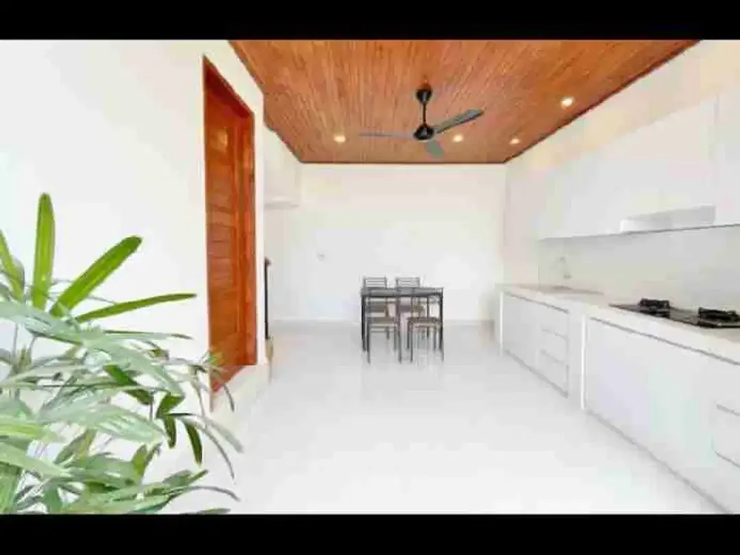 Villa jalan utama Pantai seseh fully furnished SHM ada NIB - Image 9 of 10