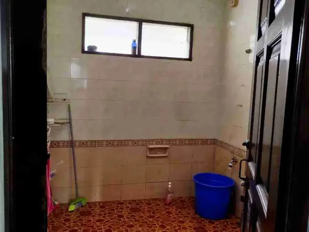 DIJUAL RUMAH DI KOMPLEK PERUM ELIT IMAM BONJOL DEKAT TRANS STUDIO MALL BALI - Image 6 of 10