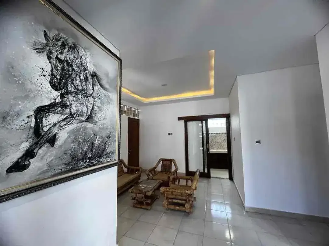 Rumah Strategis Minimalis Modern di Jl Langui Ungasan - Image 6 of 10