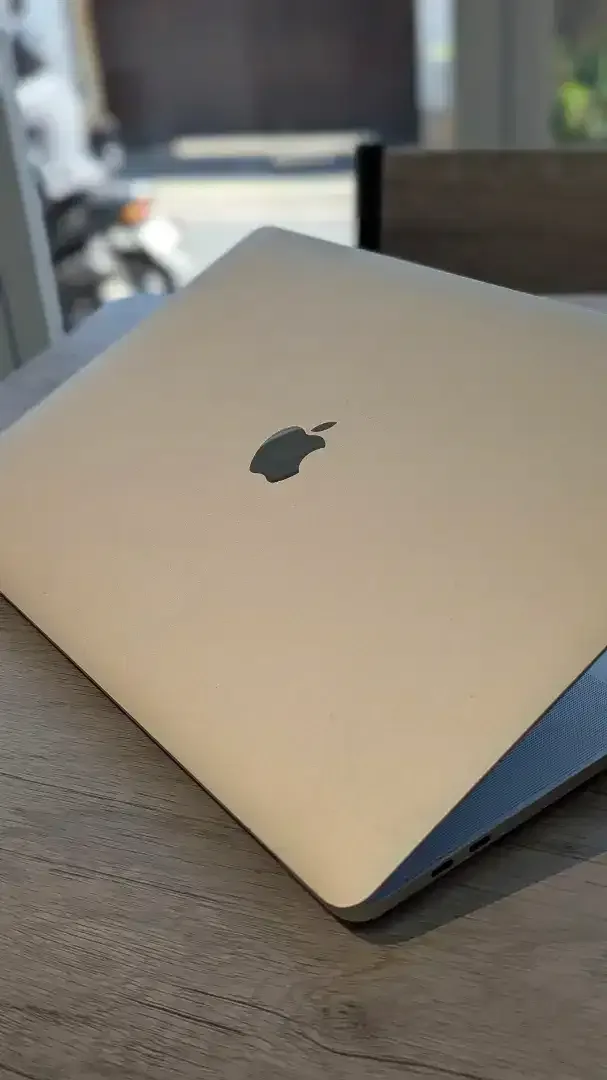 MACBOOK PRO TOUCHBAR 16/512GB 2019 - Image 4 of 4