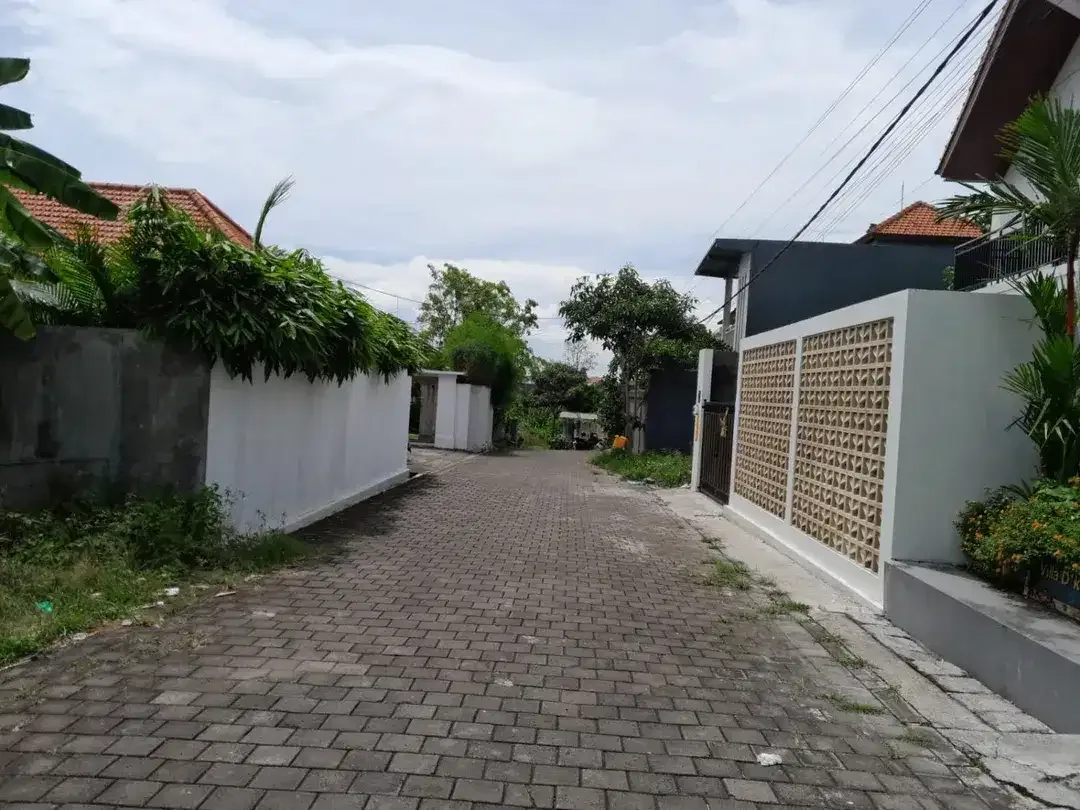 Dijual / Disewakan Villa second super murah siap Huni Di kayu Tulang utara canggu Badung Bali - Image 2 of 10