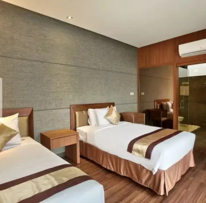 For sale 2 Bedroom Villa Full  Furnish with pool in Nusa Dua Bali. - Image 6 of 10