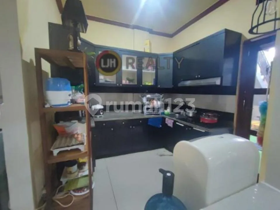 4 Bedrooms House For Sale At Jimbaran, Strategic Location, Well Maintained, Only 10 Minutes To Gwk Bali - Image 4 of 4
