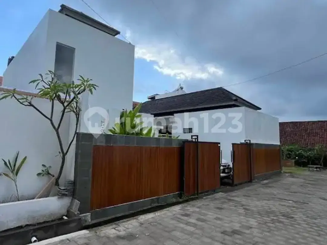 Di Jual / Sewa Lokasi Strategis Jimbaran - Image 2 of 5