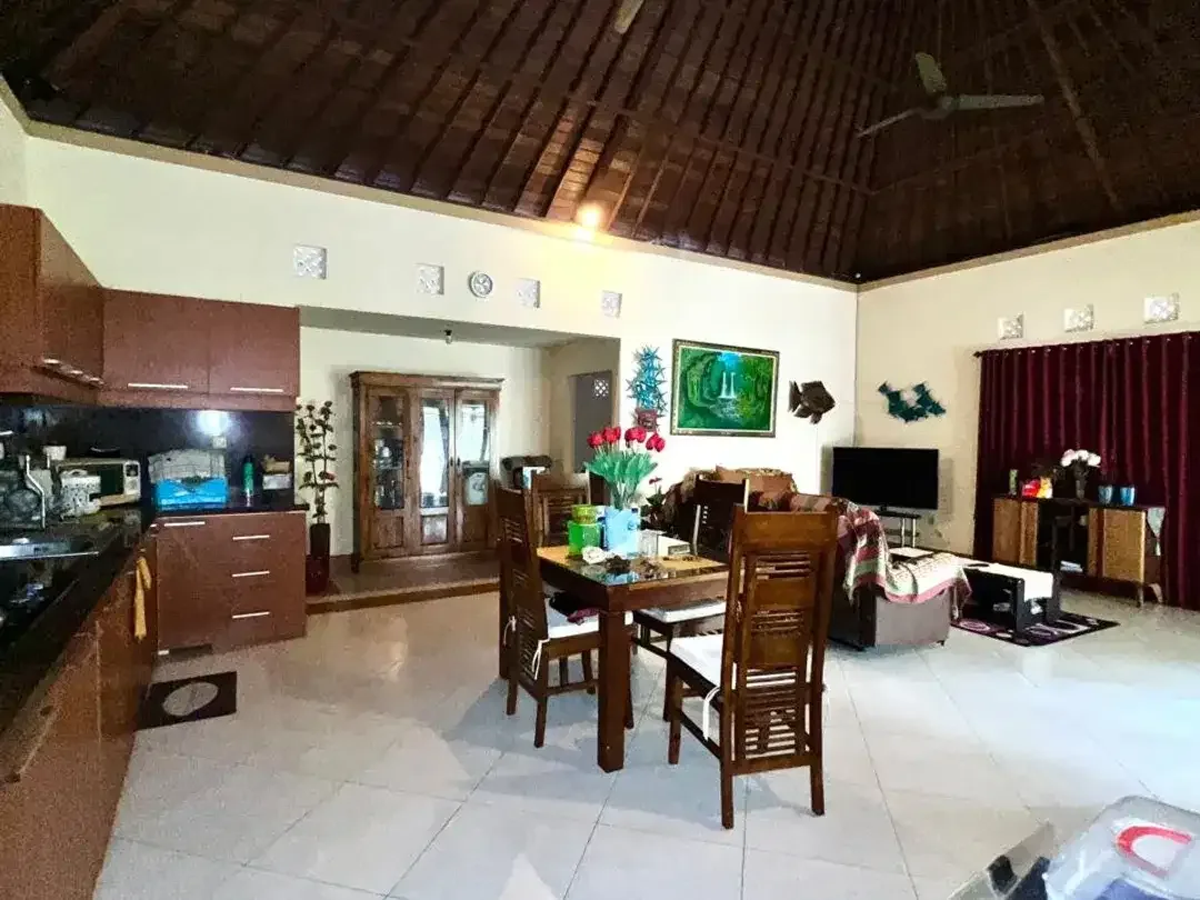 DIJUAL VILLA MURAH DI TUMBAK BAYUH – CEPAT LAKU! ( JK / LM ) - Image 4 of 10