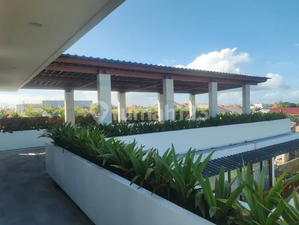 Luxury 5 Bedrooms Villa In Pererenan, Only 15 Mins To Canggu - Image 3 of 4