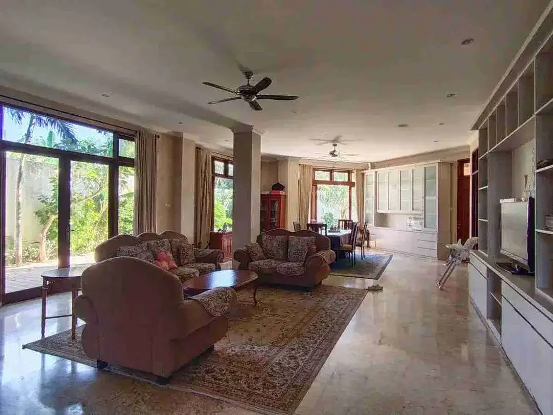 Rumah Besar 8 Kamar Dekat Pantai Ketewel Gianyar Bali - Image 4 of 9