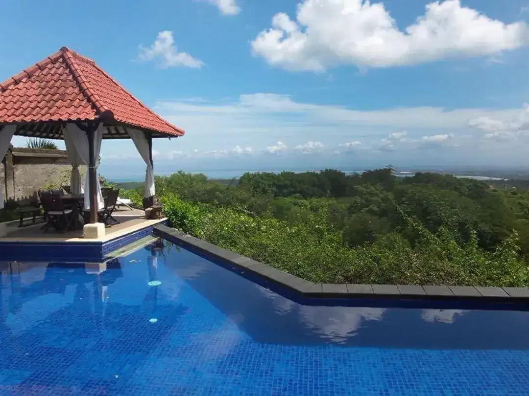 Disewakan Villa Ocean View 4 Kamar Tidur di Ungasan - Image 1 of 6