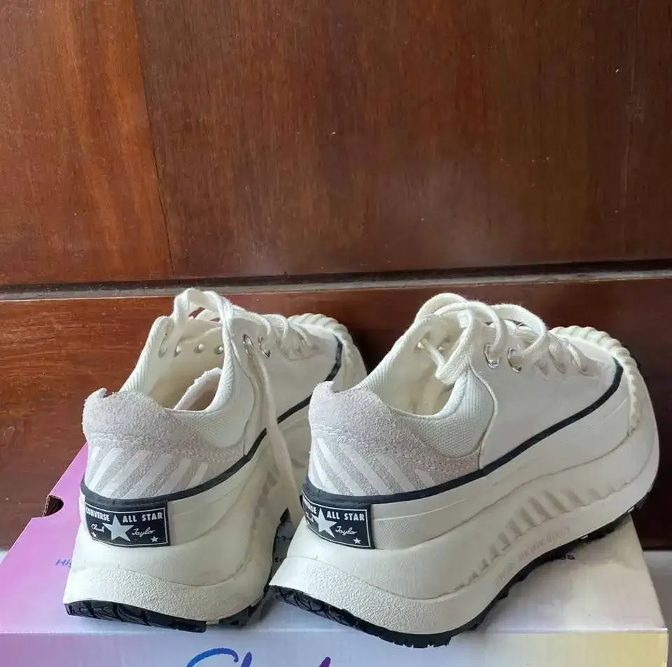 Sepatu Converse CHUCK 70 AT-CX Size 35.5 Original Baru - Image 1 of 3