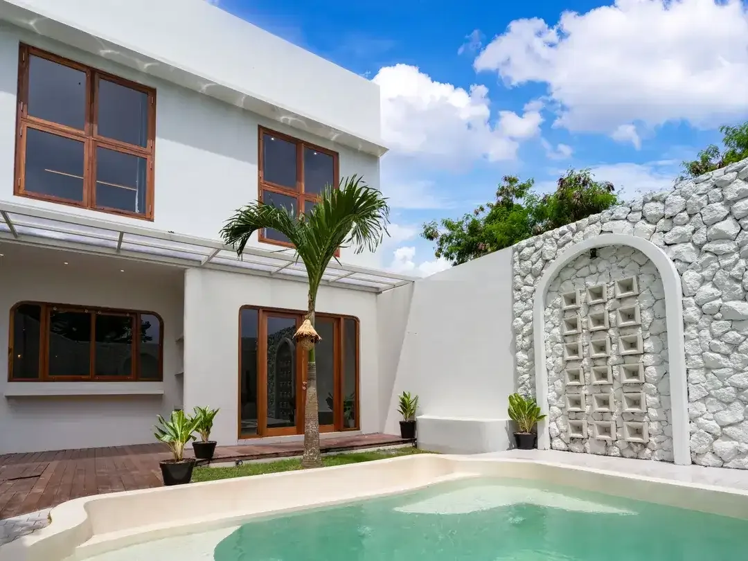 Brand-new 2 bedroom 2-storey villa for sale or lease in Ungasan, Bali - Image 2 of 10