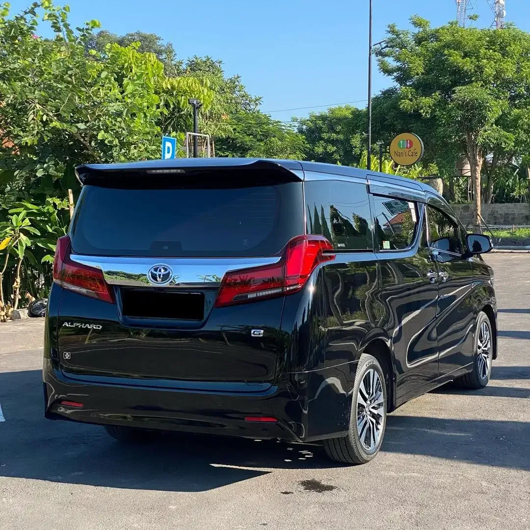 Toyota Alphard G Atpm TSS 2.5 AT - 2021 - Image 6 of 10
