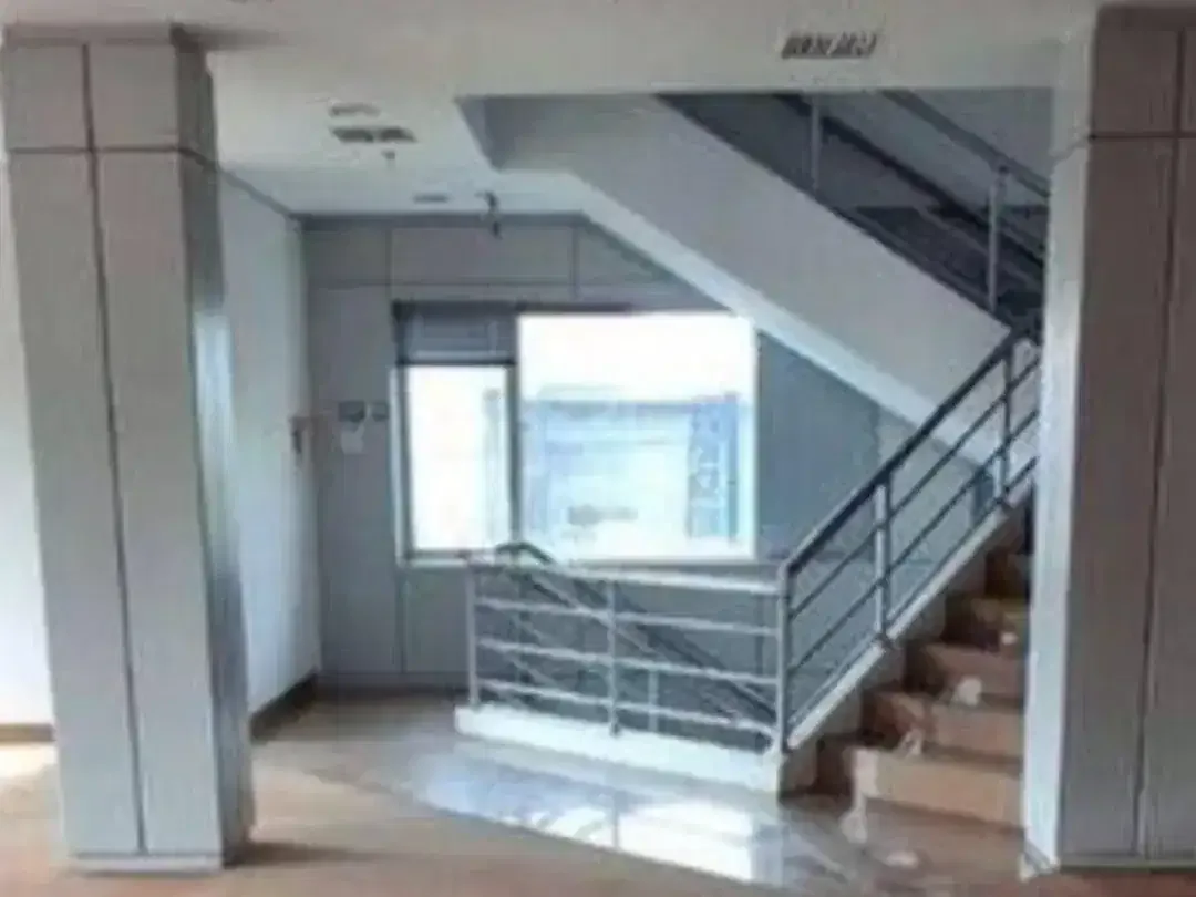 RUKO STRATEGIS 4 LANTAI DI TEUKU UMAR PEMECUTAN KLOD DENPASAR - Image 2 of 10