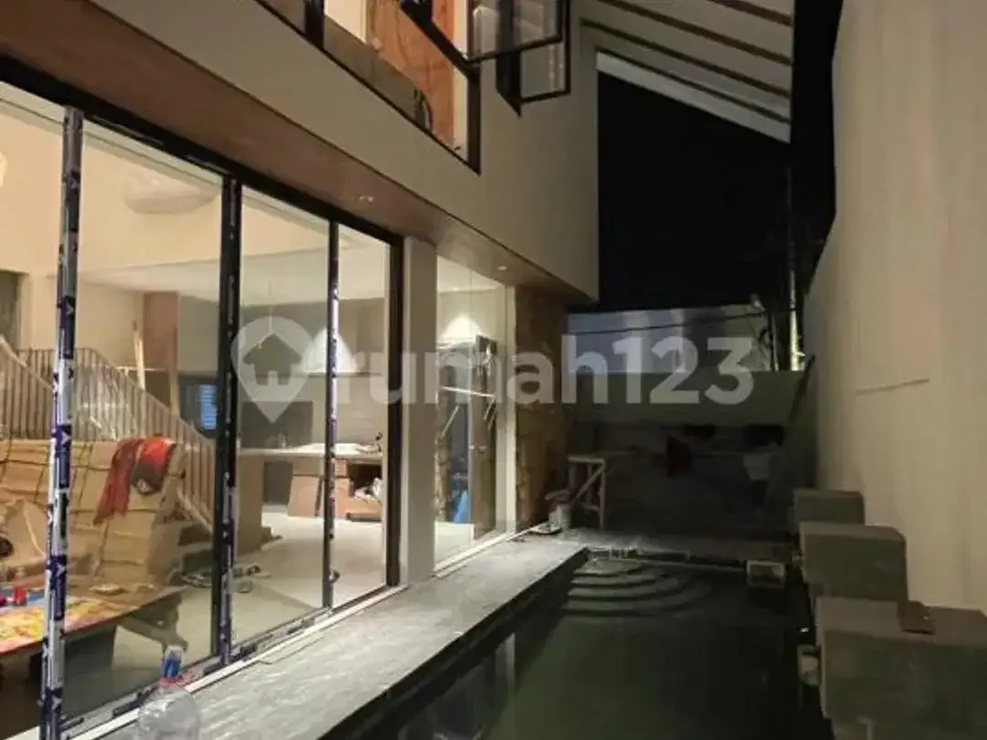 **Villa 4 Kamar Fully-Furnished di Beraban Seminyak* - Image 3 of 5