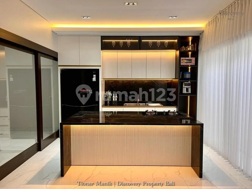Rumah Mewah 2 Kamar Full Furnished di Perumahan Elite Denpasar - Image 1 of 4