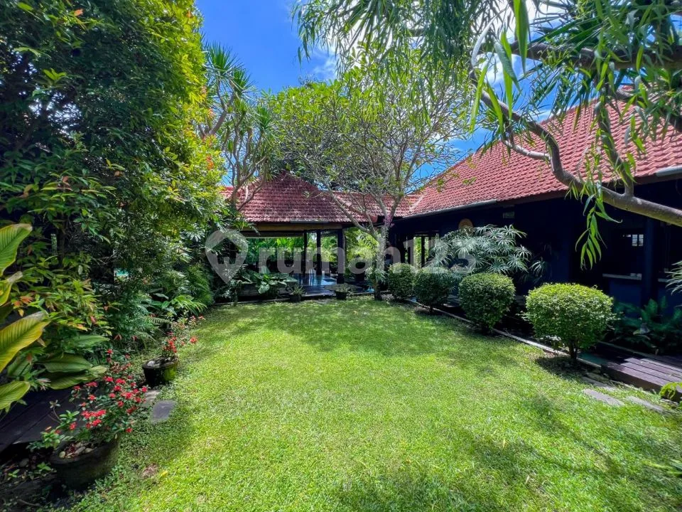 Prime Location Bumbak Umalas 4 Bedrooms 920MÂ² - Image 2 of 4