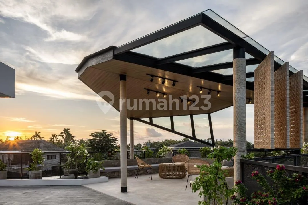 Modern 3-Bedroom Villa With Rooftop & Rice Field Views - Image 2 of 4