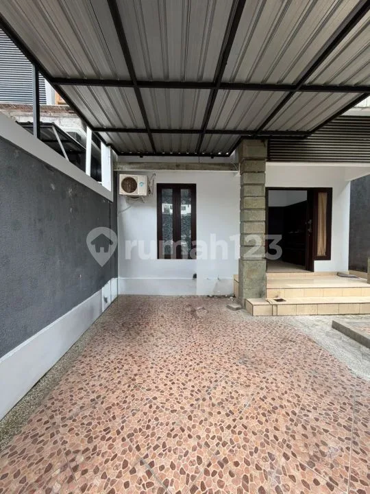 Siap Huni, Rumah, 2 Lantai, Bebas Banjir, Renon Denpasar Bali - Image 4 of 4