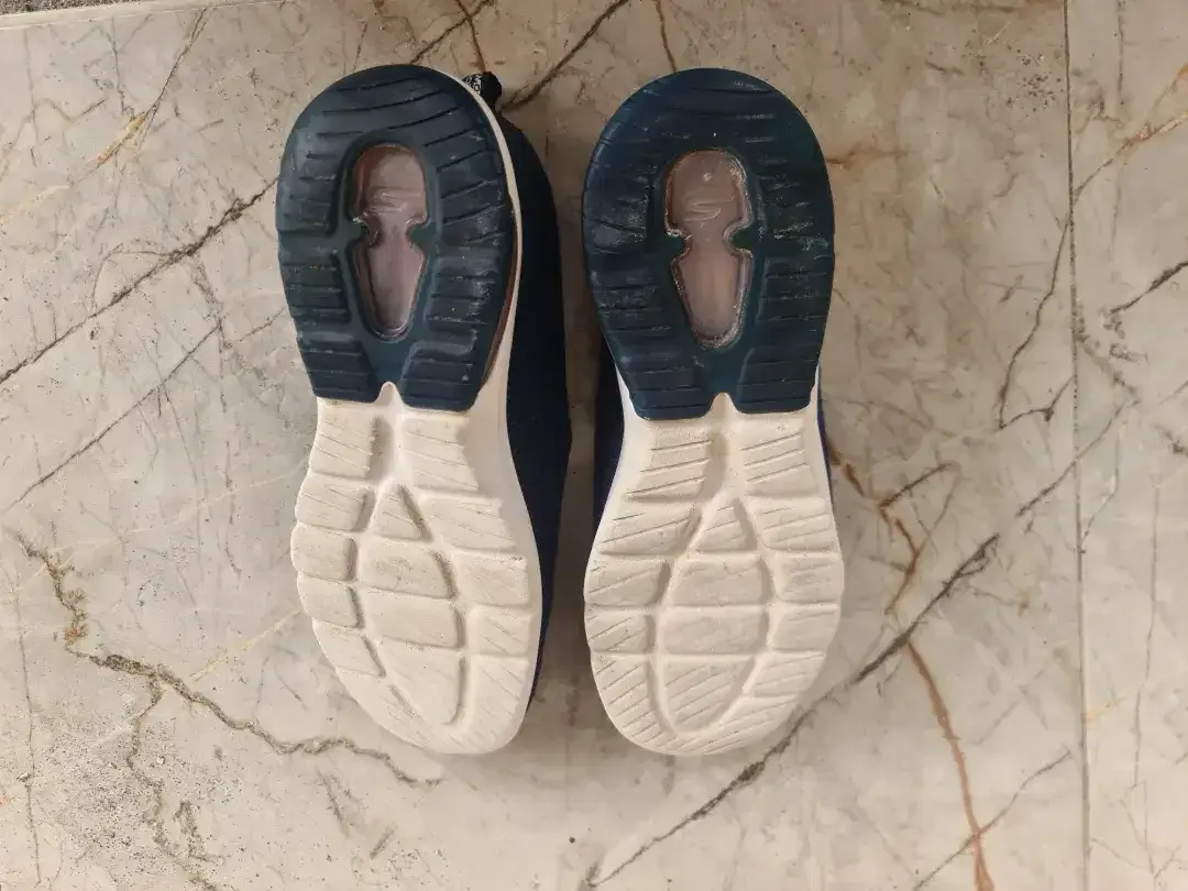 Skechers wanita - Image 5 of 5