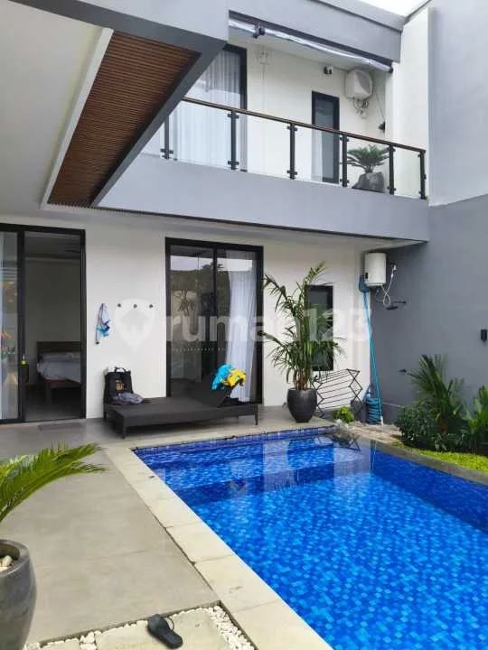 4Bedroom Villa For Yearly Rent In Sanur - Beachside Area (444V) - Image 1 of 4