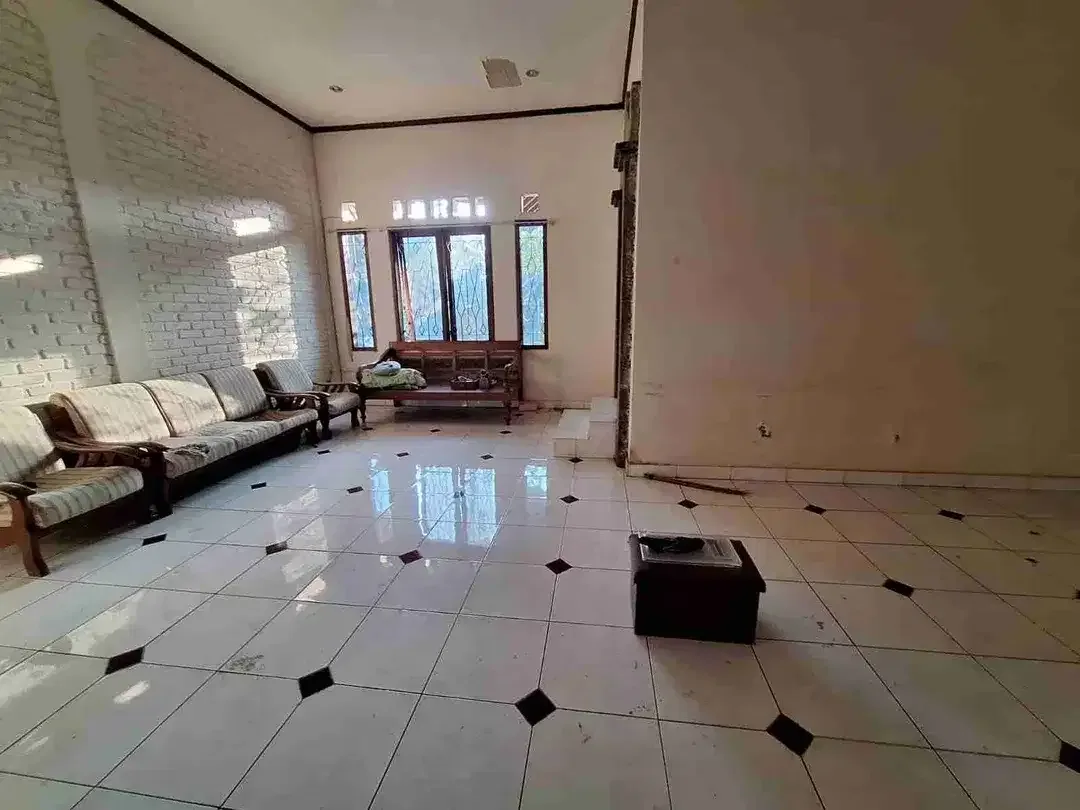 Disewakan Properti Strategis Jalan Utama  Dekat Gajah Mada Denpasar - Image 6 of 6