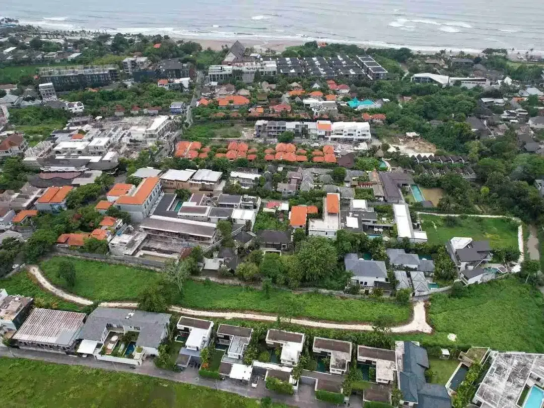 Turun harga tanah 70are main road berawa canggu 400m pantai 1,9M/are bs split 25 are - Image 3 of 4
