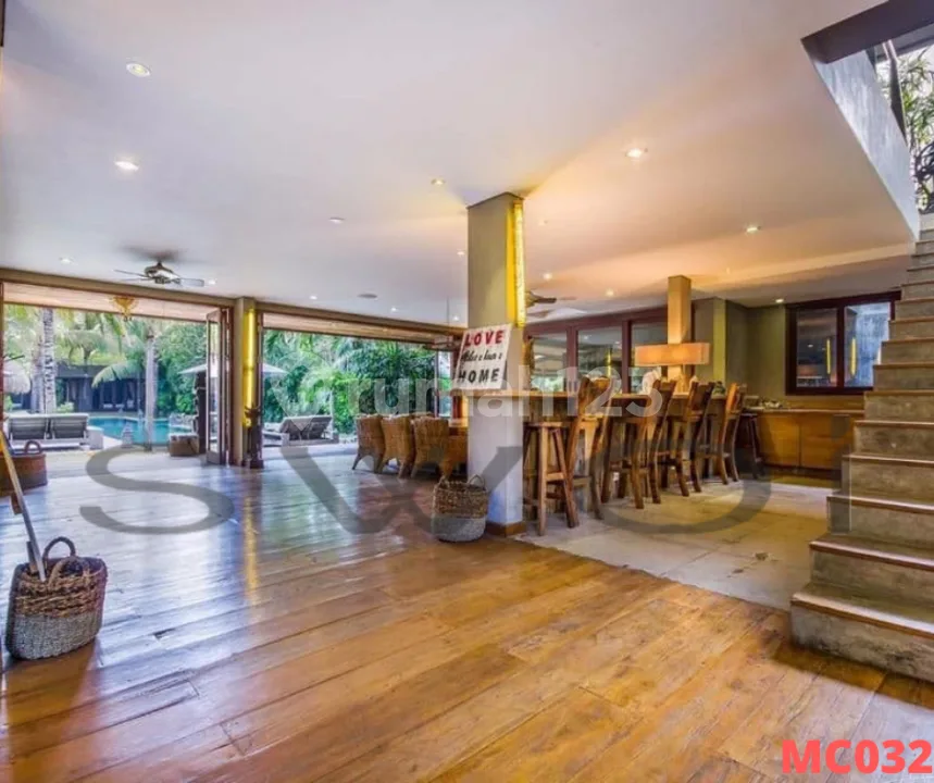 Villa Seminyak, Badung Leasehold 8 th - Image 3 of 4