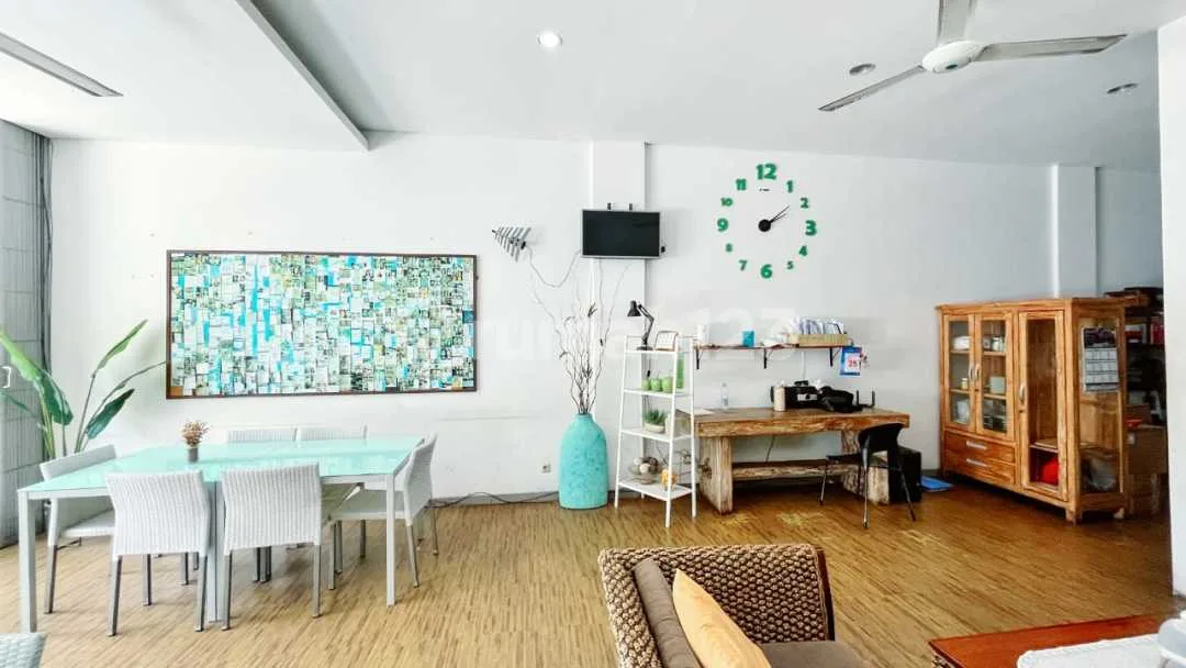 Dijual Ruko 3 Lantai Strategis Renon Denpasar Selatan - Image 3 of 4