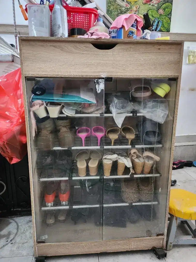 Dijual Lemari Sepatu ,Kondisi Bekas - Image 1 of 4