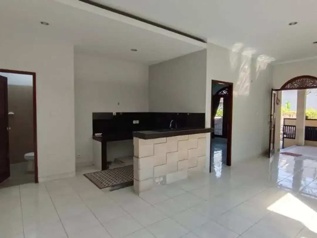RUMAH STRATEGIS DI TUKAD BALIAN RENON DENPASAR - Image 4 of 7