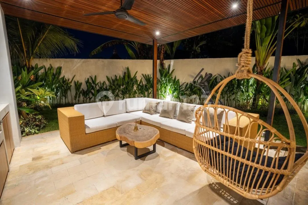 Luxury Modern Villa Fully Furnished Ubud Bali - Image 2 of 4