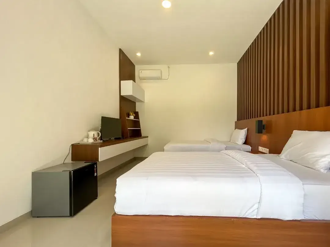 Modern Homestay Comfort with Pool Just Walking Distance to Sanur Beach Bali - Image 8 of 10