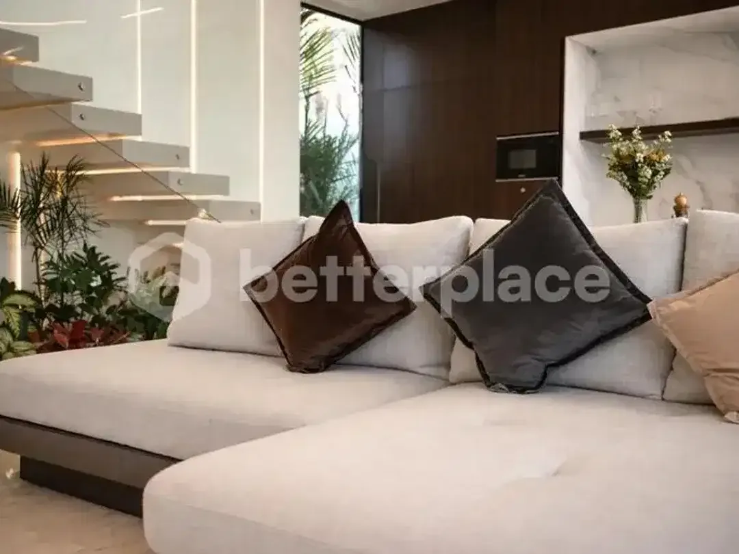 Luxury Leasehold 2-Bed Villa in Exclusive Nusa Dua – Contemporary Tropical Residence with Smart Home Technology and Resort Ambience - Image 7 of 10