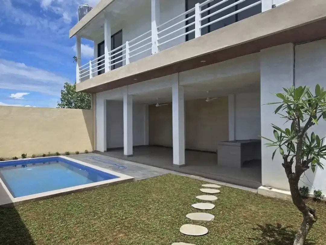 DISEWAKAN RUMAH VILLA AREA KUTUH, KUTA SELATAN - Image 2 of 10