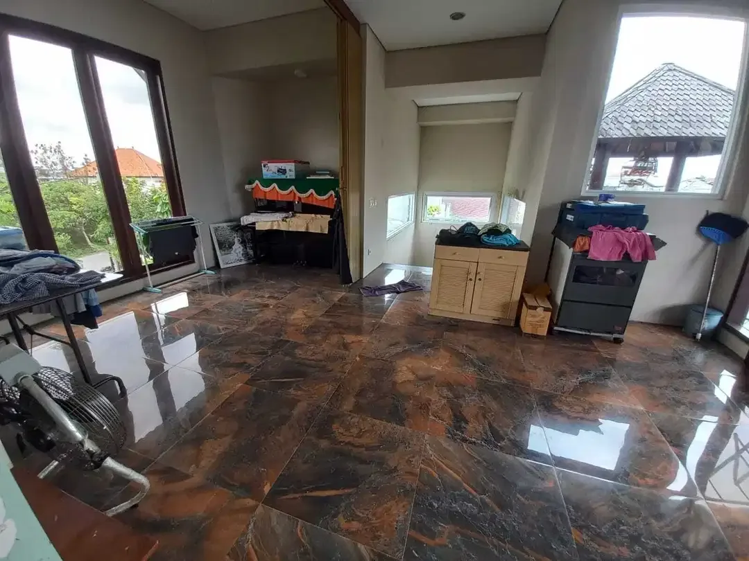 JUAL RUMAH MODERN SIAP HUNI SAMPING CITRALAND GATSU - Image 4 of 9