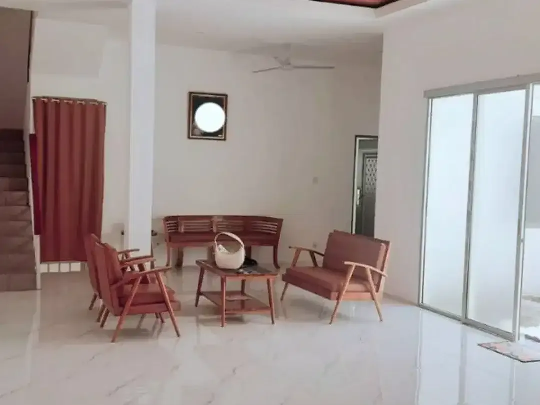RUMAH PURI CHANDRA ASRI BIAUNG KESIMAN KERTALANGU DENPASAR TIMUR - Image 3 of 10