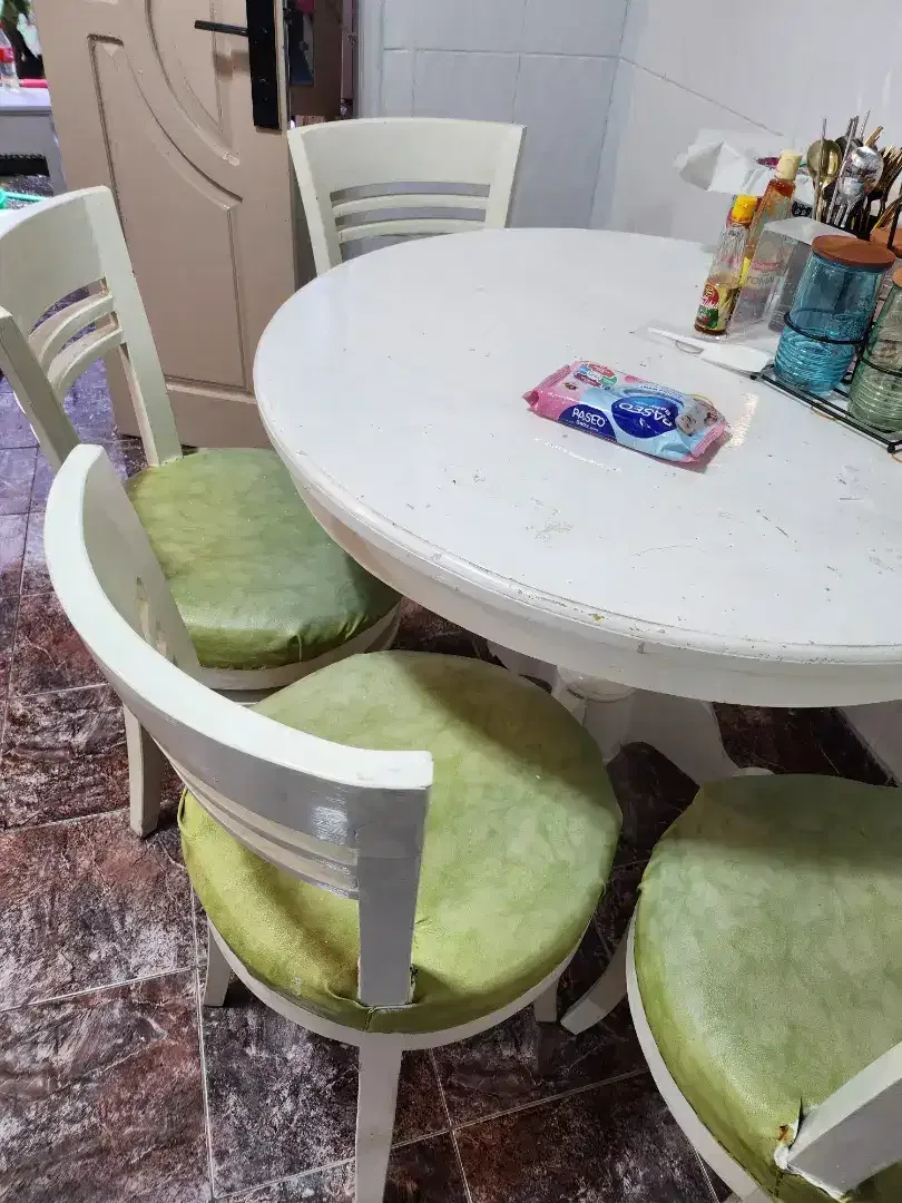 Dijual Meja Makan Kayu Jati Set 4 Kursi - Image 4 of 10