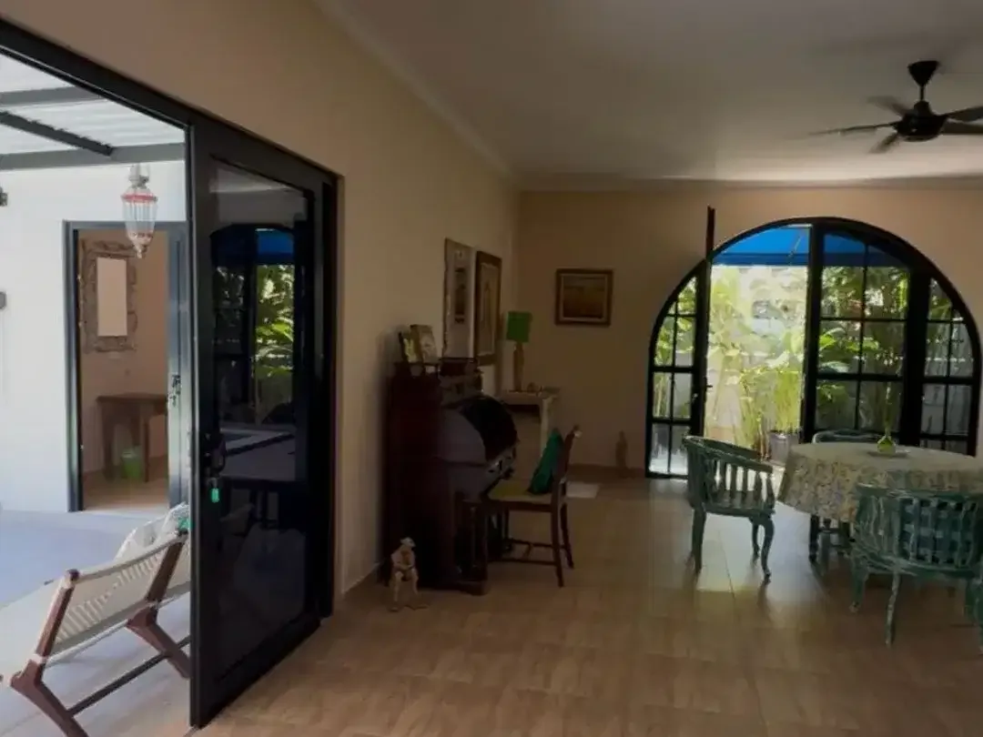 PREMIUM LONG-TERM LEASE: CHARMING 1-STOREY PRIVATE VILLA - Image 2 of 10