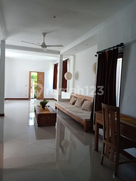 Hotel Bintang 3 Di Petitenget View Sawah Dan Walking Distance Ke Pantai Batu Belig - Image 4 of 4