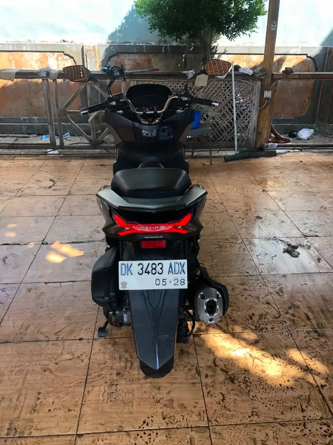 Dijual Honda PCX 2022 mulus terawat siap pakai - Image 4 of 6