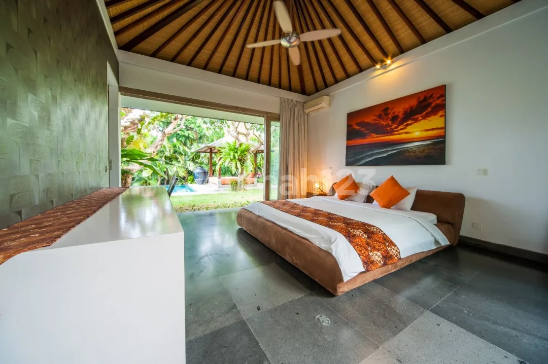 Villa Mewah Dengan Dapur Model Eropa Dekat Pantai Balangan - Image 2 of 4