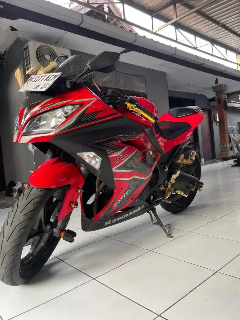 Kawasaki ninja 250 2015 - Image 3 of 3