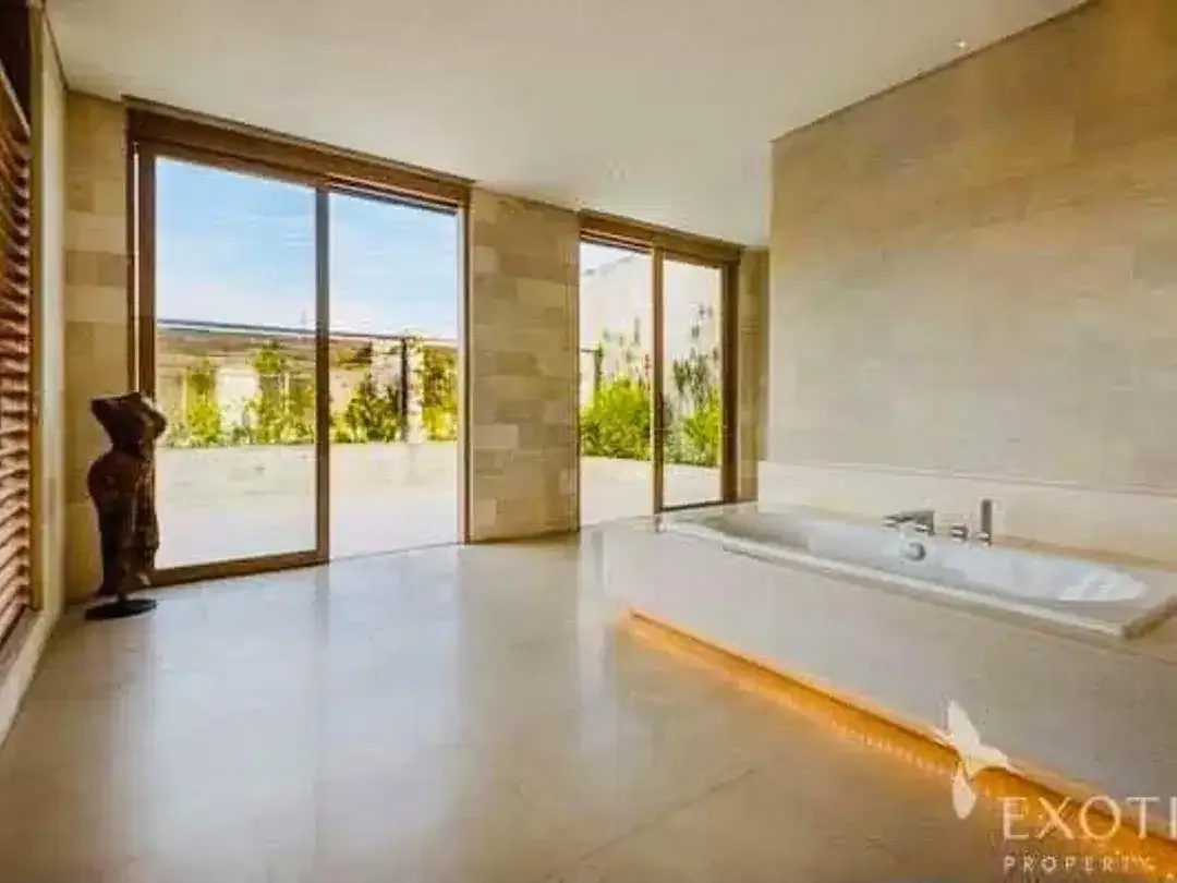 Spacious 2-Storey 3-Bedroom Villa on Generous 740 sqm Plot in Prime Uluwatu - Image 6 of 6