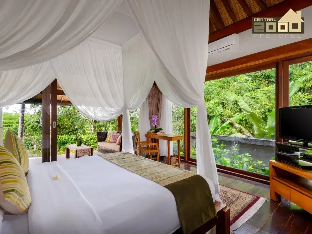 Ultimate Freehold Estate in Bali, Luxury Riverfront Retreat & Villa Complex - Image 8 of 10