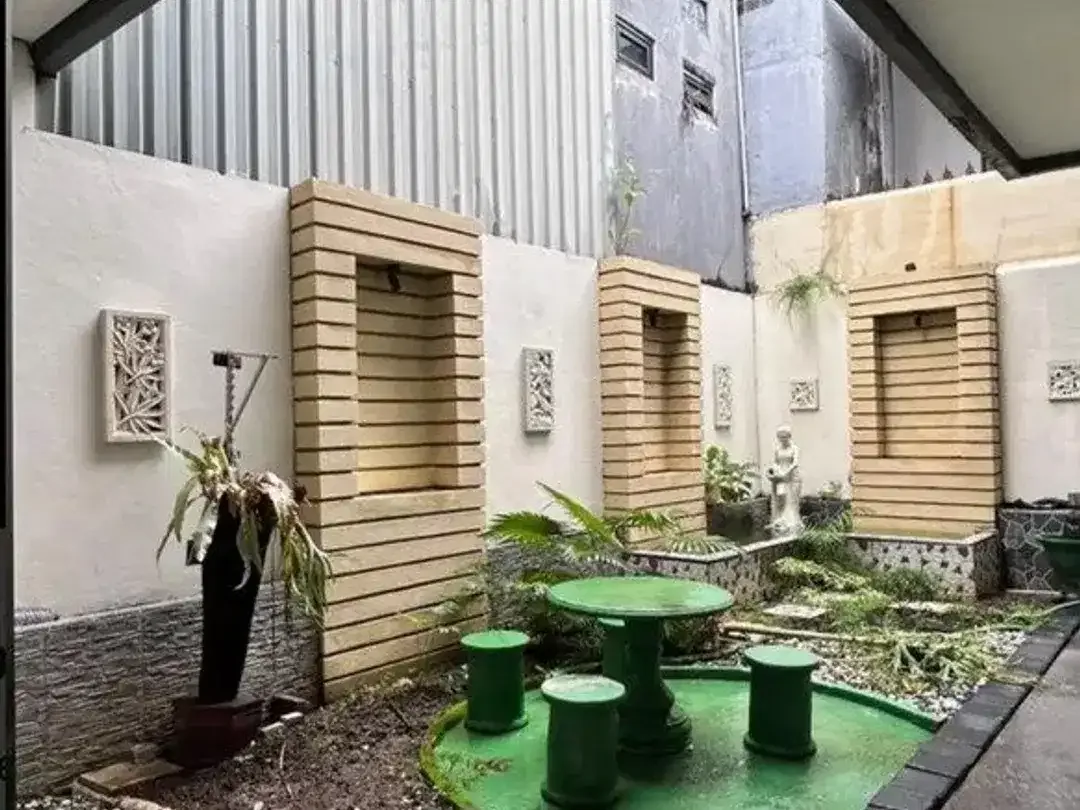 Rumah 2 Lantai Siap Huni Disewakan di Area Premium Renon - Image 3 of 10