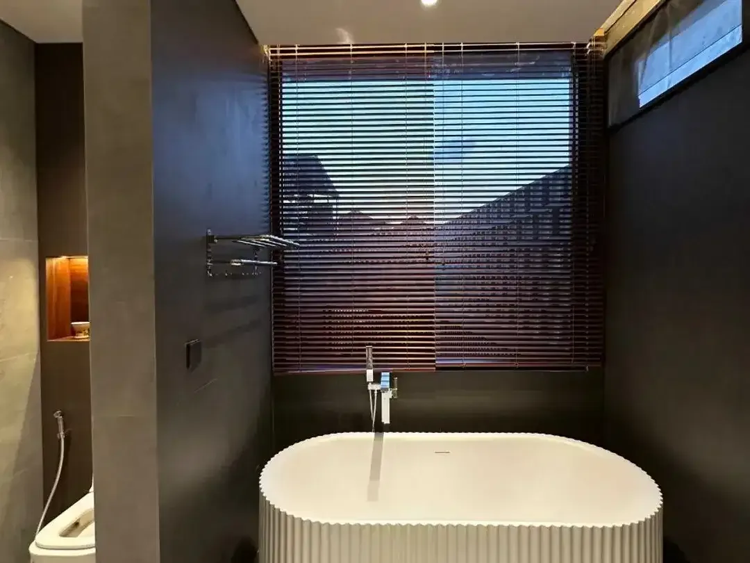 Luxury Residence 4BR Fully Furnished 750 m² di Cargo Permai Bali - Image 7 of 7