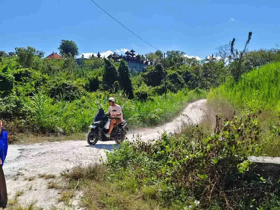 DIJUAL CEPAT TANAH LOKASI NUANSA UDAYANA BARAT JIMBARAN - Image 4 of 5