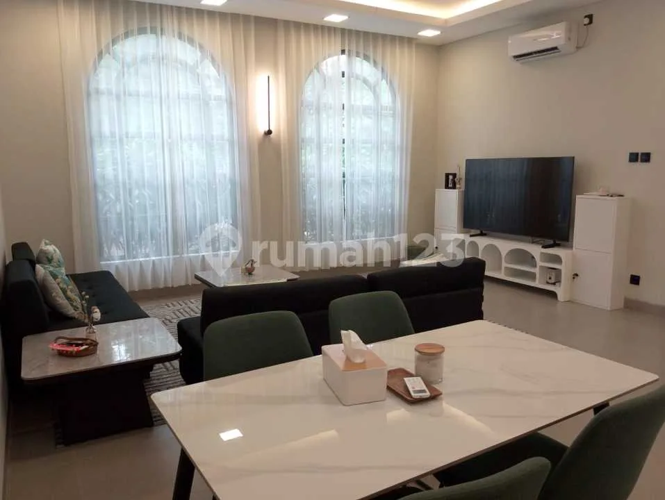 Brand New Modern Minimalist Villa Walking Distance To Berawa Beach Canggu - Image 1 of 4