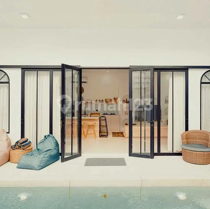 Brand New 4 Bedroom Modern Tropical Canggu Area - Image 3 of 4